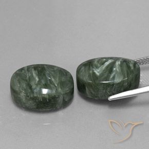 Serafinite naturale verde da 21,51 ct, taglio ovale, opaco
