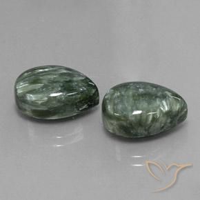 Gemme di Serafinito Verde muschio naturale da 12.30 ct, Forma a pera, Opaco