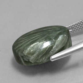 Serafinito Verde naturale da 10.36 ct, Taglio ovale, Opaco