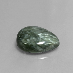 Serafinite naturale verde da 4,68 ct, taglio a pera, opaco