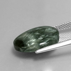 Serafinite naturale verde da 6,11 ct, taglio ovale, opaco