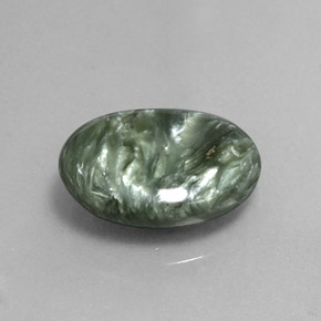 Serafinite naturale verde da 6,11 ct, taglio ovale, opaco