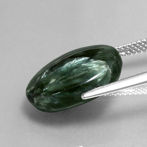 Serafinite naturale verde da 8,76 ct, taglio ovale, opaco