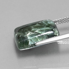 Serafinite naturale verde da 9,56 ct, baguette, opaco