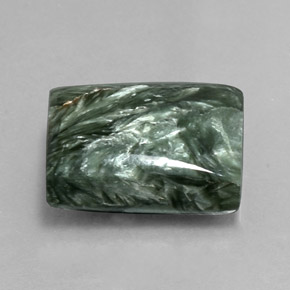 Serafinito Verde naturale da 11.92 ct, Taglio a baguette, Opaco