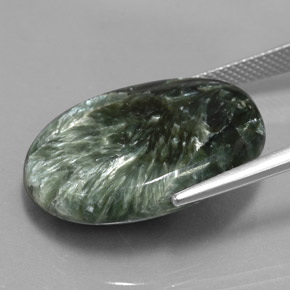 Serafinite naturale verde da 21,95 ct, taglio ovale, opaco