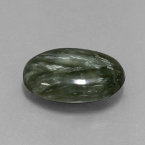 Serafinite naturale verde da 5,60 ct, taglio ovale, opaco