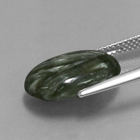 Serafinite naturale verde da 5,60 ct, taglio ovale, opaco