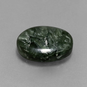 Serafinite naturale verde da 5,06 ct, taglio ovale, opaco