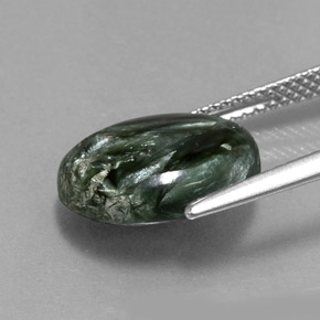 Serafinite naturale verde da 5,08 ct, taglio ovale, opaco