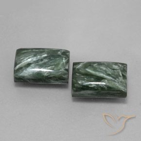 Gemme di Serafinito Verde medio naturale da 15.52 ct, Taglio a baguette, Opaco