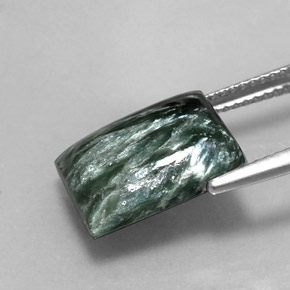 Serafinite naturale verde da 5,99 ct, baguette, opaco