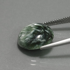 Serafinite naturale verde da 6,47 ct, taglio rotondo, opaco