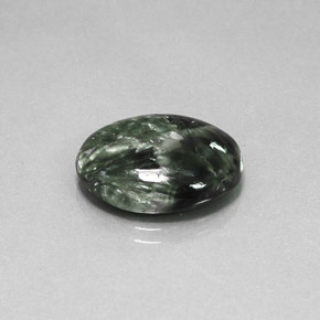 Serafinite naturale verde da 9,52 ct, taglio ovale, opaco