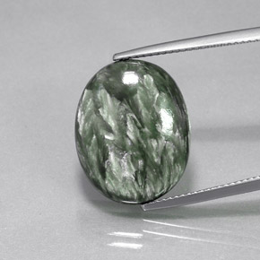 Serafinite naturale verde da 11,95 ct, taglio ovale, opaco