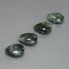 Serafinite naturale verde da 18,13 ct, taglio a pera, opaco