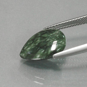 Serafinite naturale verde da 4,49 ct, taglio a pera, opaco