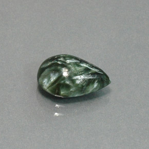 Serafinite naturale verde da 3,20 ct, taglio a pera, opaco