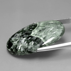 Serafinite naturale verde da 28,27 ct, taglio ovale, opaco