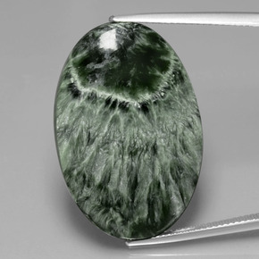 Serafinite naturale verde da 28,17 ct, taglio ovale, opaco