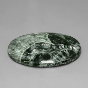 Serafinito Verde naturale da 45.44 ct, Taglio ovale, Opaco