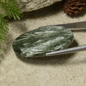 Serafinite naturale verde da 29,53 ct, taglio ovale, opaco