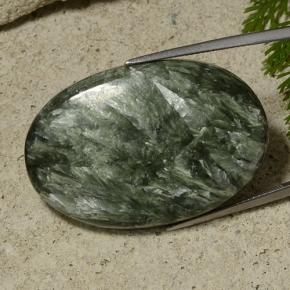 Serafinite naturale verde da 55,28 ct, taglio ovale, opaco