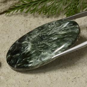 Serafinito Verde naturale da 50.74 ct, Taglio ovale, Opaco