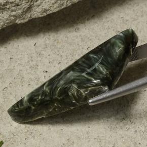 Serafinito Verde multicolore naturale da 27.86 ct, Forma fantasia, Opaco