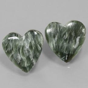 Serafinite naturale verde da 14,61 ct, a forma di cuore, opaco