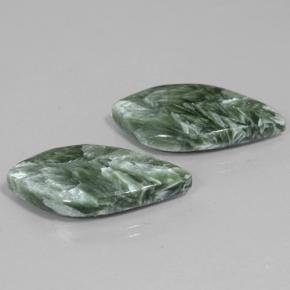 Serafinite naturale verde da 19,06 ct, forma fantasia, opaco