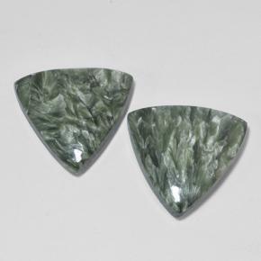 Serafinite naturale verde da 16,80 ct, trillion, opaco