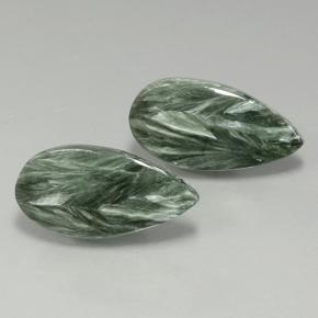 Serafinite naturale verde da 19,56 ct, taglio a pera, opaco