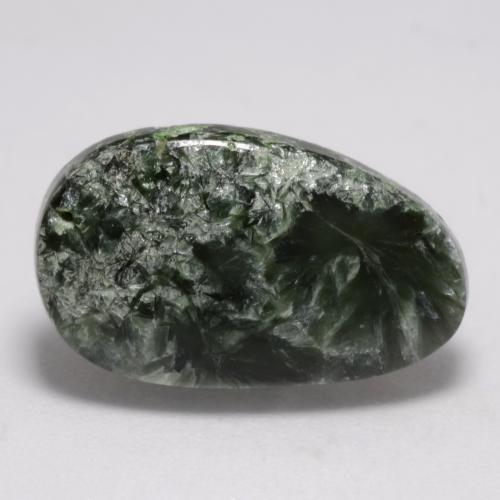 Serafinite naturale verde da 6,42 ct, forma fantasia, opaco