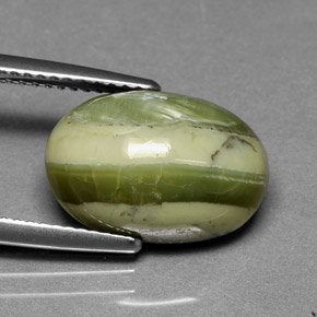 Serpentina naturale verde da 5,70 ct, taglio ovale, opaco