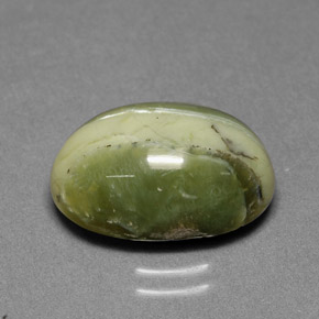 Serpentina naturale verde da 5,70 ct, taglio ovale, opaco
