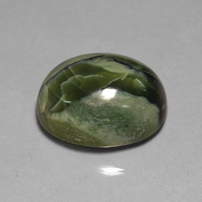 Serpentina naturale verde da 26,53 ct, taglio ovale, opaco