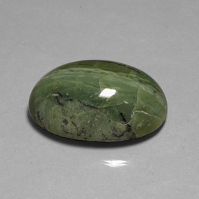 Serpentina naturale verde da 36,66 ct, taglio ovale, opaco