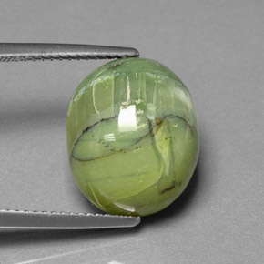 Serpentina naturale verde da 8,56 ct, taglio ovale, opaco