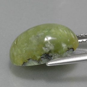 Serpentina naturale verde da 5,32 ct, taglio ovale, opaco