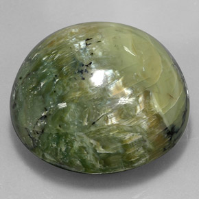 Serpentina naturale verde da 122,80 ct, taglio rotondo, opaco