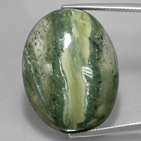Serpentina naturale verde da 47,57 ct, taglio ovale, opaco