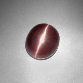 Sillimanite cat's eye naturale marrone da 3,29 ct, taglio ovale, opaco