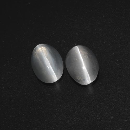 Sillimanite cat's eye naturale grigio da 2,32 ct, taglio ovale, traslucido