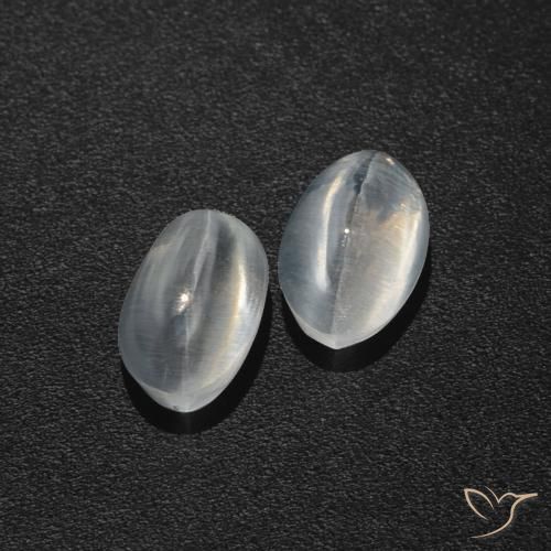 1.95ctw Naturale Bianco trasparente Sillimanite effetto occhio di gatto, Ovale, Traslucido