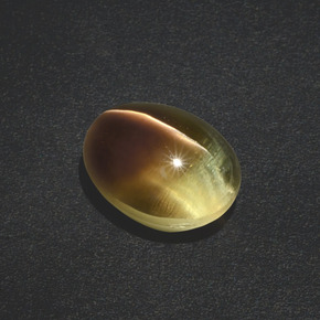 Sillimanite cat's eye naturale marrone da 3,02 ct, taglio ovale, traslucido