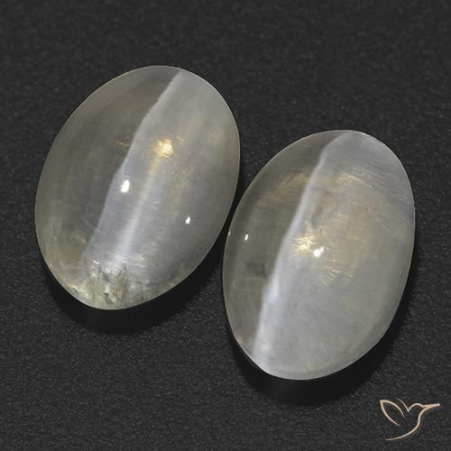 Gemme di Sillimanite Occhio di Gatto Bianco caldo naturale da 2.78 ct, Ovale, Trasparente