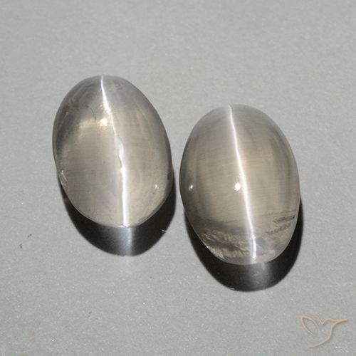 1.90ctw Naturale Bianco caldo Sillimanite effetto occhio di gatto, Ovale, Trasparente