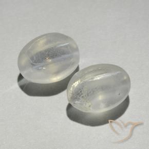 Gemme di Sillimanite Occhio di Gatto Bianco caldo naturale da 2.36 ct, Ovale, Trasparente