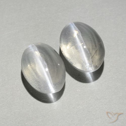1.89ctw Naturale Bianco caldo Sillimanite effetto occhio di gatto, Ovale, Trasparente